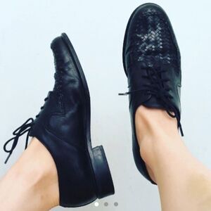 Vintage 90s Black Woven Leather Oxford Shoes 6.5 Womens